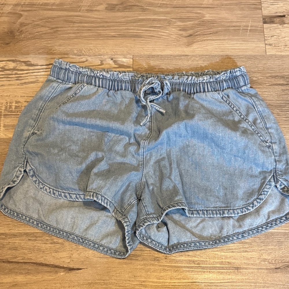 American Eagle Outfitters Light Blue Shorts